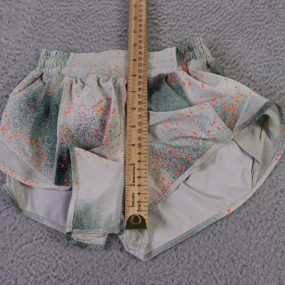 Lululemon Hotty Hot Short Womens 2 Gray Printed LR Lined 2.5" Athletic Running - Picture 4 of 11